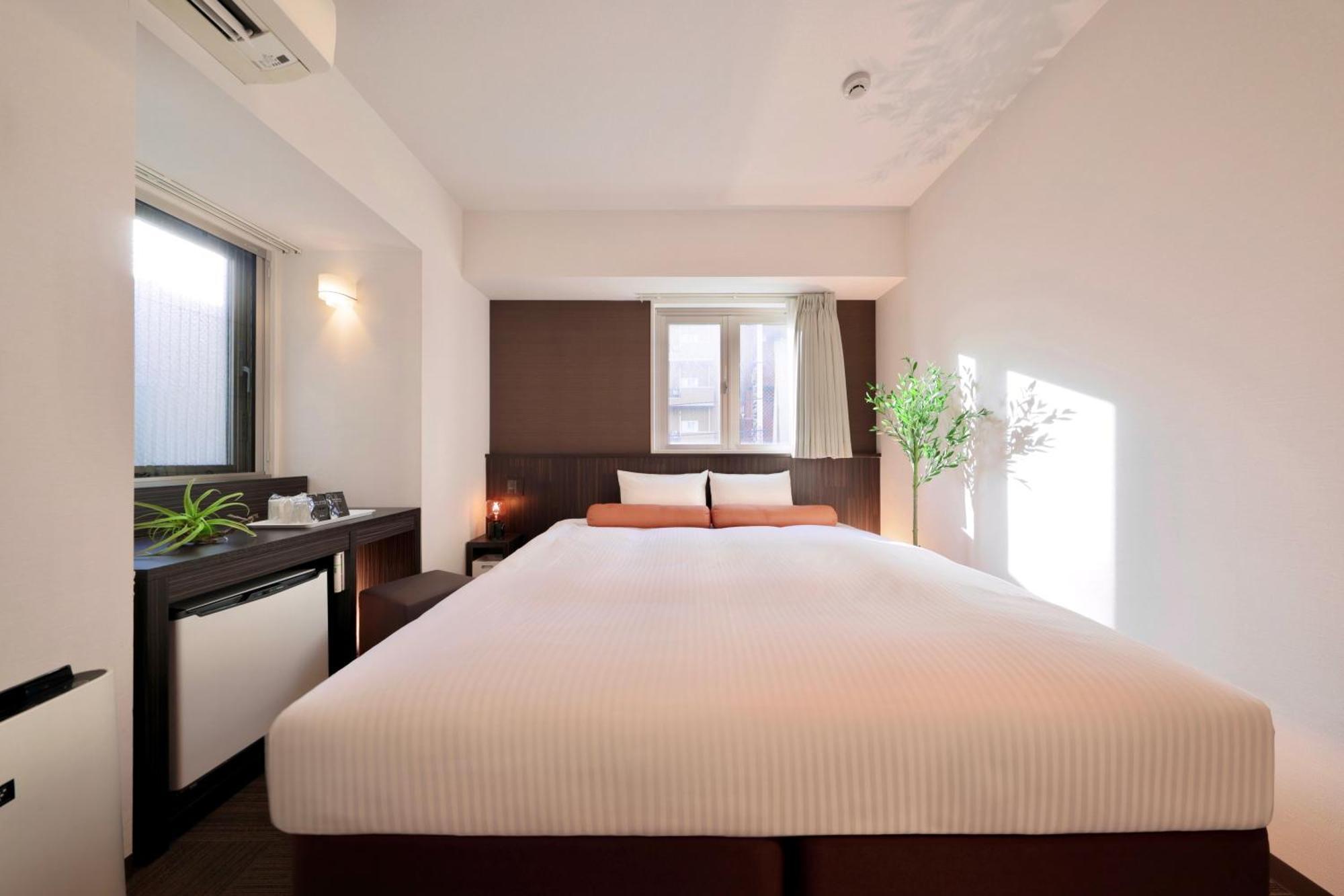 Nipponbashi Crystal Hotel Ōsaka Exterior foto